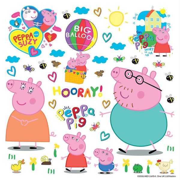 Peppa Pig Wandsticker Set mit Peppa, Schorsch, Mama und Papa Wutz sowie Wolken, Sonne und Heißluftballon in einem Kinderzimmer.
