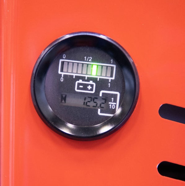 Anzeigeinstrument mit Batteriestatusanzeige