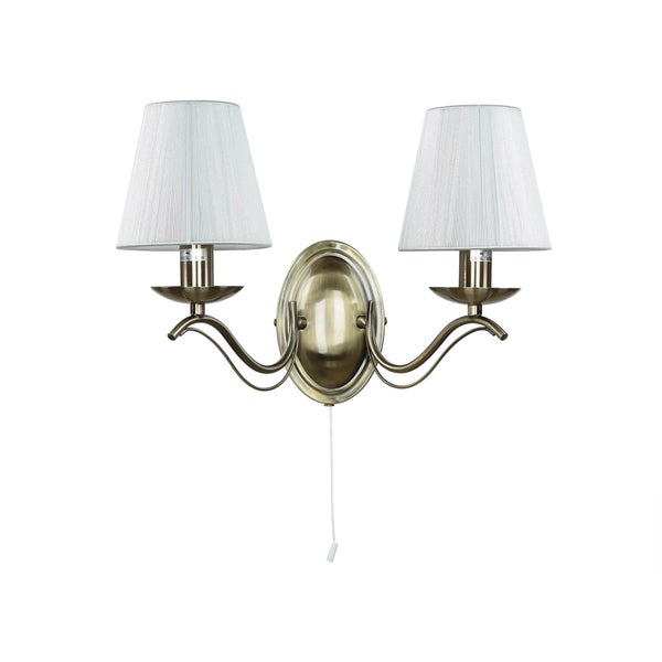 Wandleuchte mit zwei Lampen und Lampenschirmen