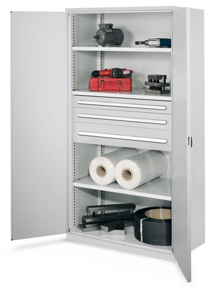 Werkstattschrank mit Werkzeugen und Materialien