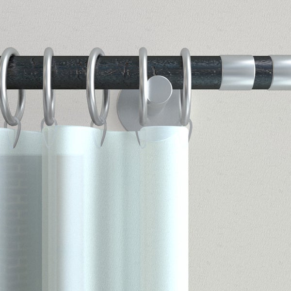 Außenansicht einer Holzsauna mit Glastür.