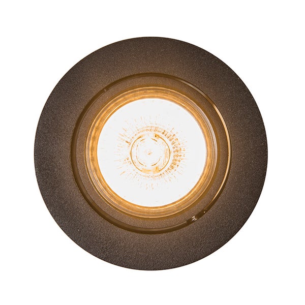 Runder Einbaustrahler mit strukturiertem Metallring und leuchtendem LED Leuchtmittel.