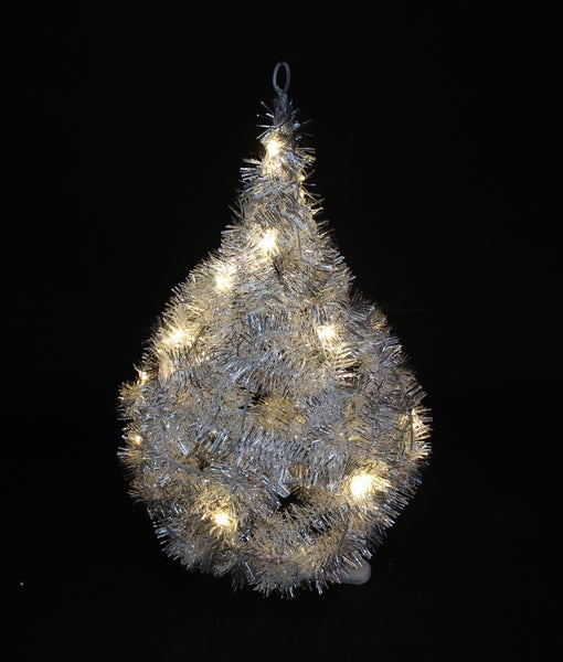 Dekorativer Weihnachtsbaum aus Lametta mit Beleuchtung