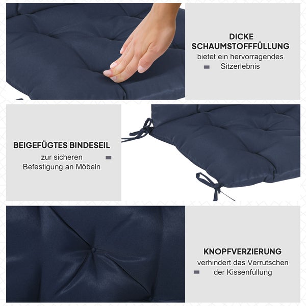 Sitzkissen mit dicker Schaumstofffüllung, Bindebändern zur Befestigung an Möbeln und dekorativer Knopfheftung.