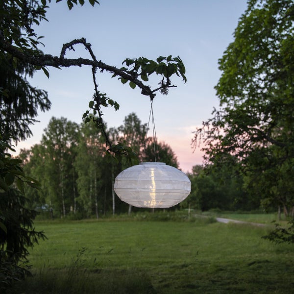 Schwarzer Lampenschirm aus Rattan