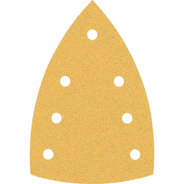 Eine Person schleift Holz mit einem Schwingschleifer, ausgestattet mit Schutzbrille, Mundschutz und Handschuhen.