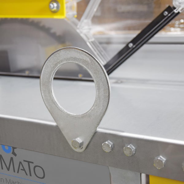 Detailansicht einer Steintrennmaschine mit Befestigungsring