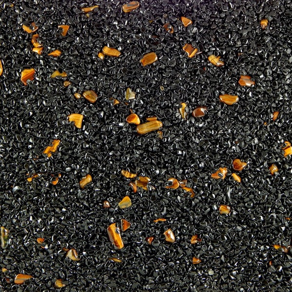 Terralith Edelsteinteppich Tigerauge / Nero  1 qm -außen-