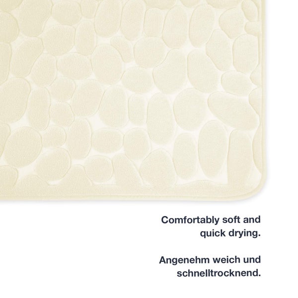Badteppich mit Kieselsteinmuster