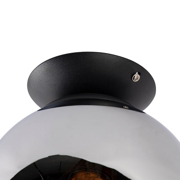 Deckenleuchte mit Schirm