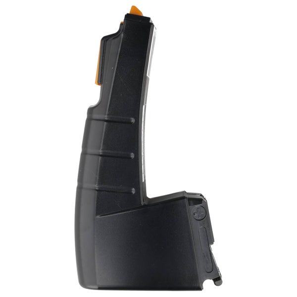 Schwarzer Akku für Elektrowerkzeuge aus Kunststoff in L-Form mit strukturiertem Griff.