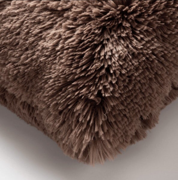 FLUFFY - Kissenbezug 60x60 cm - Chocolate Martini - braun