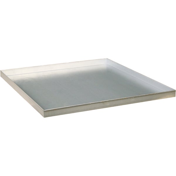 Terrassendiele aus Holz Kunststoff Verbundwerkstoff mit Hohlkammerprofil, eine Seite fein geriffelt und eine Seite mit breiten Blockstreifen.