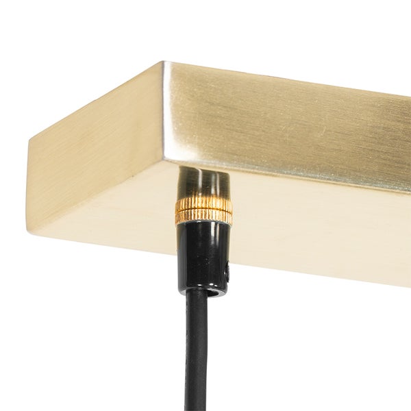 Detail einer Deckenleuchte mit Anschlusskabel