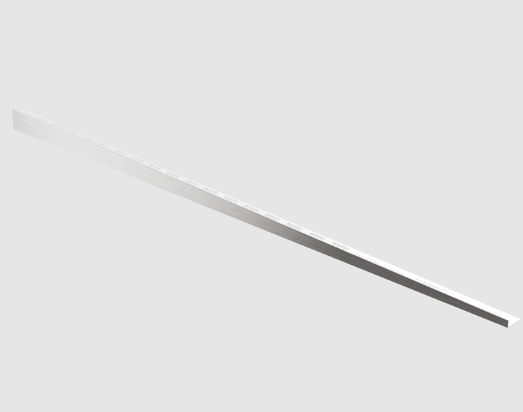 Fliesenschiene L-Profil aus Metall mit Langlöchern zur Kantenbegrenzung.