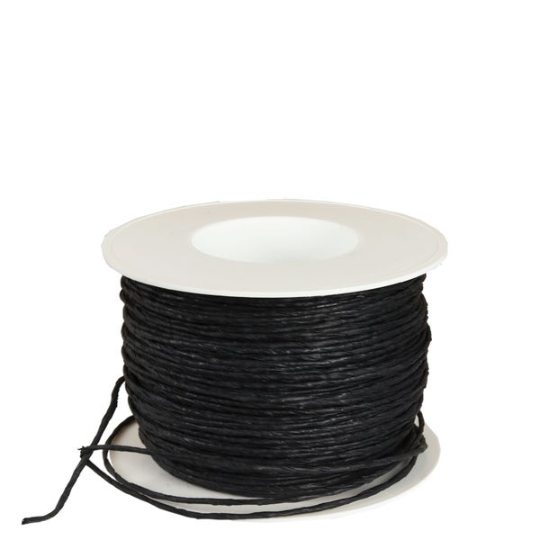 Schwarze Schnur auf einer Spule