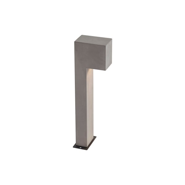 Moderne Sockelleuchte aus Beton in kubischer Form zur Außenbeleuchtung
