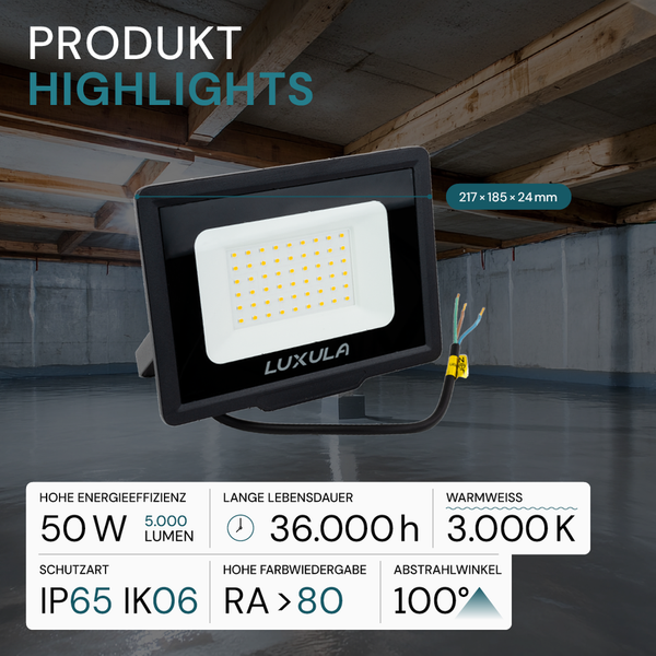 Luxula LED-Strahler mit den Maßen 217 x 185 x 24 Millimeter, 50 Watt Leistung, 5000 Lumen Lichtstrom, Schutzart IP65 IK06, 36000 Stunden Lebensdauer, 3000 Kelvin Farbtemperatur, Farbwiedergabeindex größer 80 und 100 Grad Abstrahlwinkel.