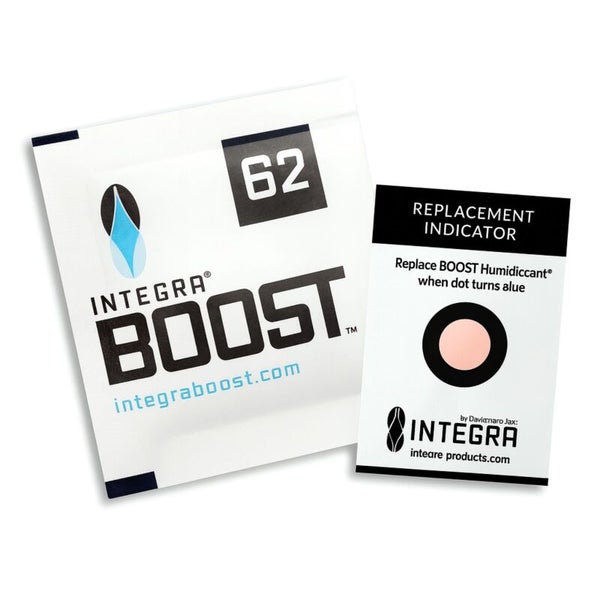 Integra Boost 62 Prozent Luftfeuchtigkeitsregler mit Indikatorkarte zur Feuchtigkeitsregulierung.