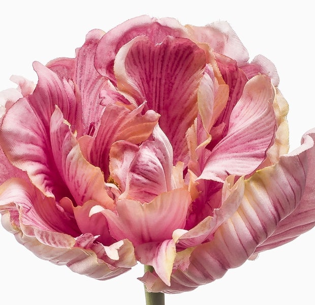 Künstlicher Blütenkopf einer Pfingstrose aus Textilmaterial mit gewellten rosa Blütenblättern.