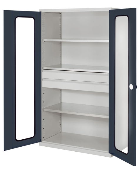 Geöffneter Flügeltürenschrank mit Einlegeböden und Schublade