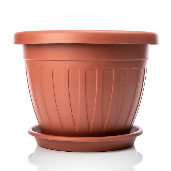 Runder Kunststoff Blumentopf mit Untersetzer und geripptem Design