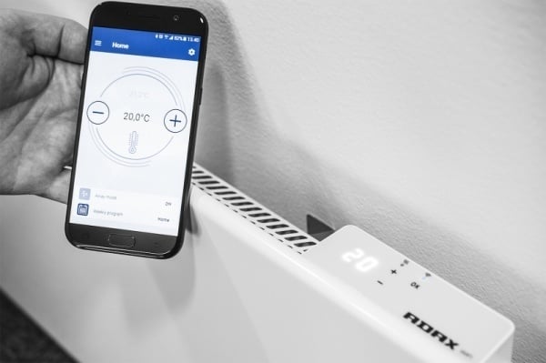 Konvektor Quality Heating Adax Neo WIFI 33x109 cm 1400 W Stahl Weiß RAL 9016 inkl. WLAN-App-Steuerung, LCD-Display, Wochenprogramm, Fenster-offen-Erkennung, Kindersicherung, IP24 spritzwassergeschützt, Wandhalterung