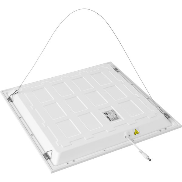 LED Panel mit Aufhängung für Deckenmontage