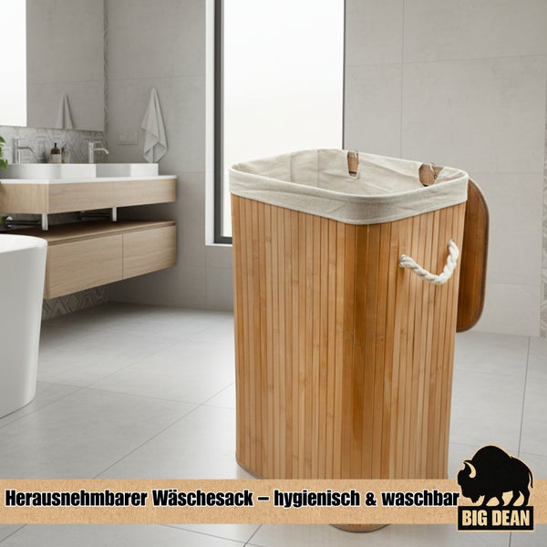 Badezimmer Szene mit einem Wäschesammler aus Bambus mit herausnehmbarem Wäschesack