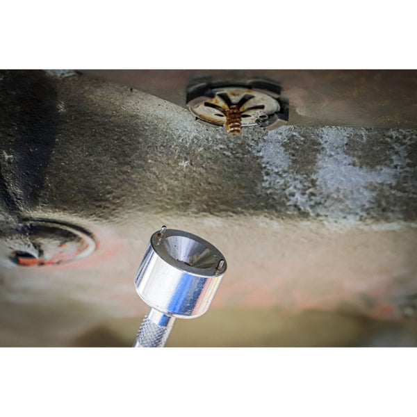 Spezialwerkzeug zum Entfernen einer Schraube