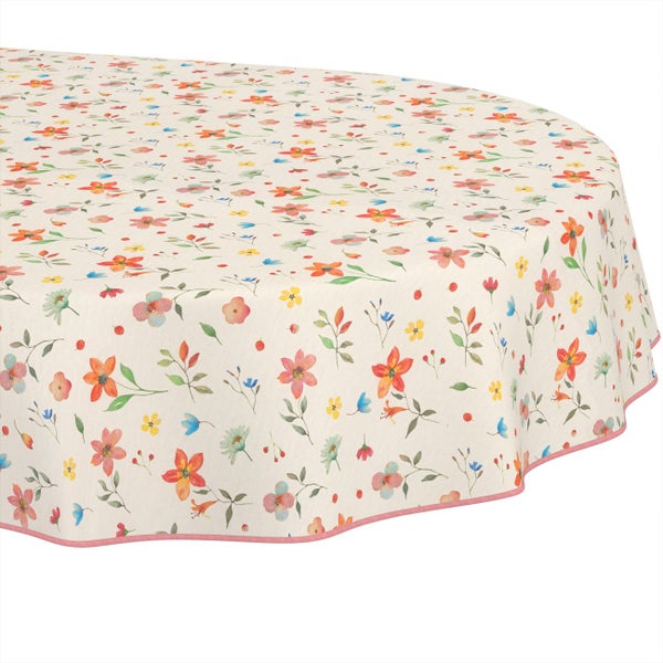 Runde Tischdecke mit Blumenmuster und eingefasstem Rand.