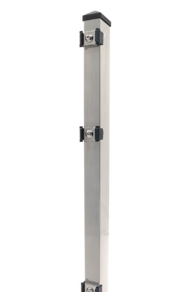 Metallpfosten mit Verbindungsstücken