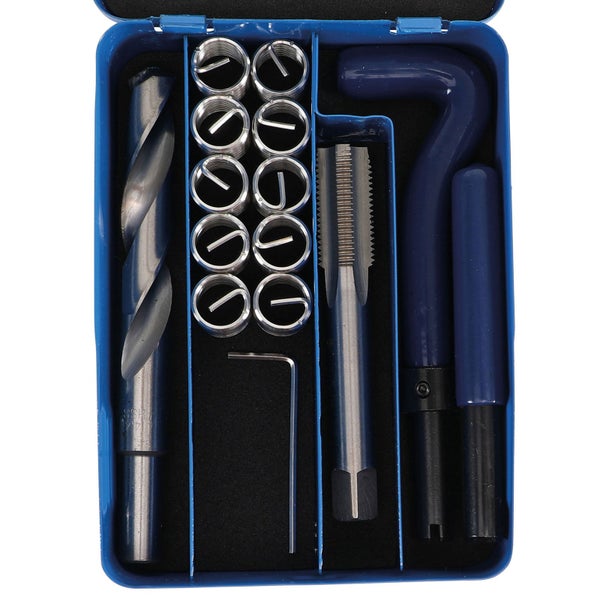 Bosch Logo. Ein Mann hält einen Bosch GLL 20-22 G Professional Linienlaser und eine Batterie in der Hand.