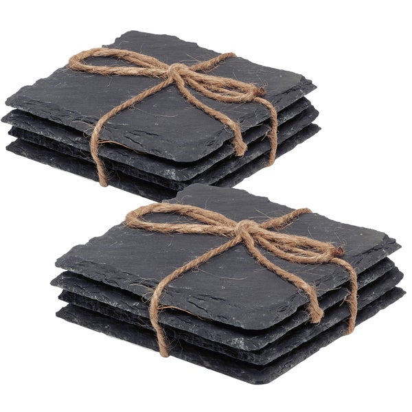 Zwei Stapel Schieferuntersetzer mit Kordel