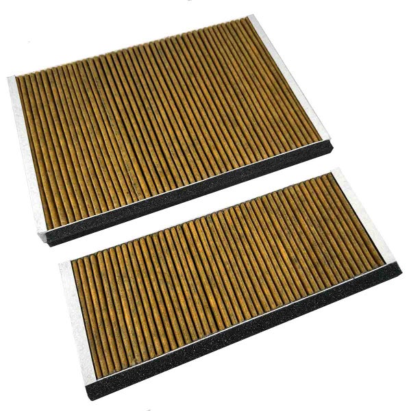 Zwei Innenraumfilter für Fahrzeuge