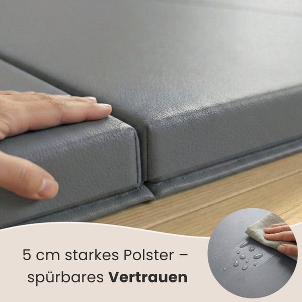 Grauer Polsterhocker mit 5 Zentimeter starker Polsterung