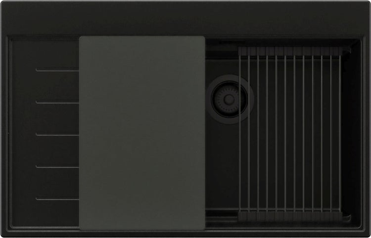 Spüle mit Abtropfgestell und Schneidebrett