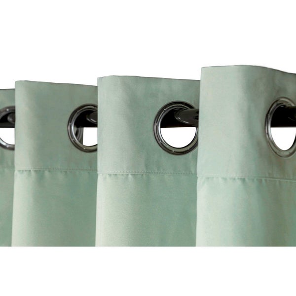 Gardine mit Ösenaufhängung