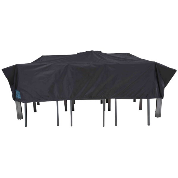 Schutzhülle für Gartenmöbelset bestehend aus Tisch und Stühlen, aus wetterfestem Material.