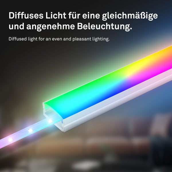 LED-Profil mit Diffusor für gleichmäßige und diffuse Beleuchtung im Vergleich zu einem LED-Streifen.