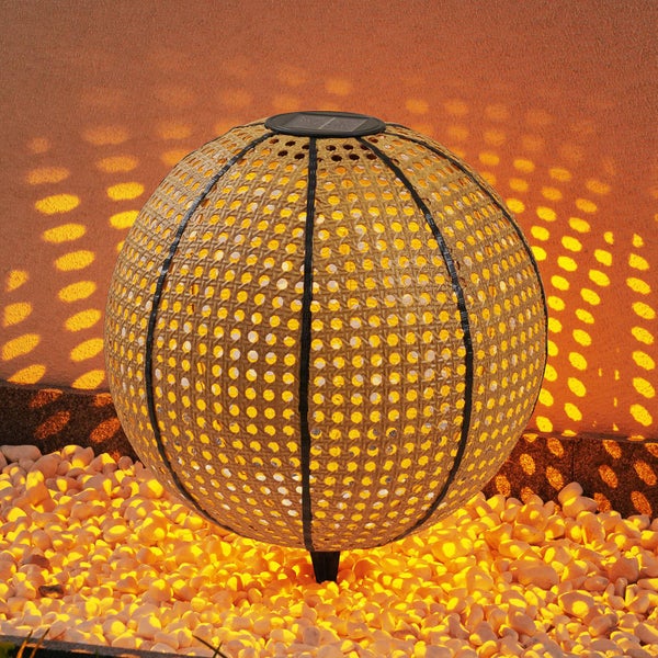 Lindby LED Solarleuchte Lemark (spritzwassergeschützt (Modern) aus Metall (1 flammig, ) - Dekorationsleuchte Solarlampe