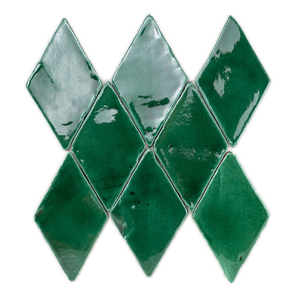 Set aus rautenförmigen Wandfliesen mit glänzender Oberfläche