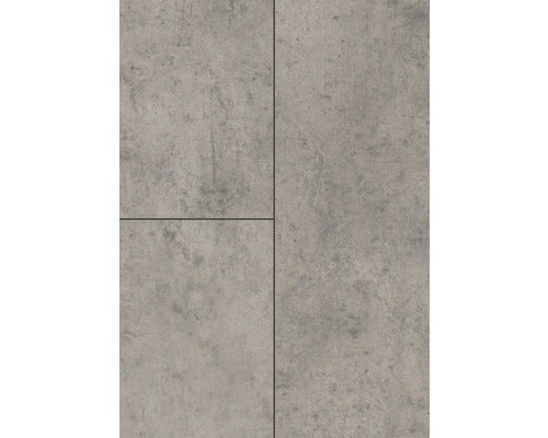 Moderne Küche mit Kücheninsel, Schränken und Regalen