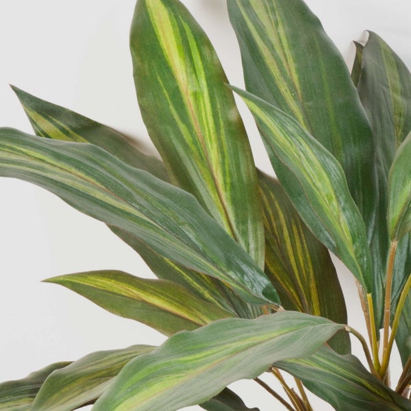 Künstlicher Olivenzweig mit Blättern und Oliven