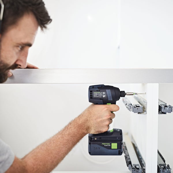 Holzleiter mit Ablageschale und Made in Germany Siegel