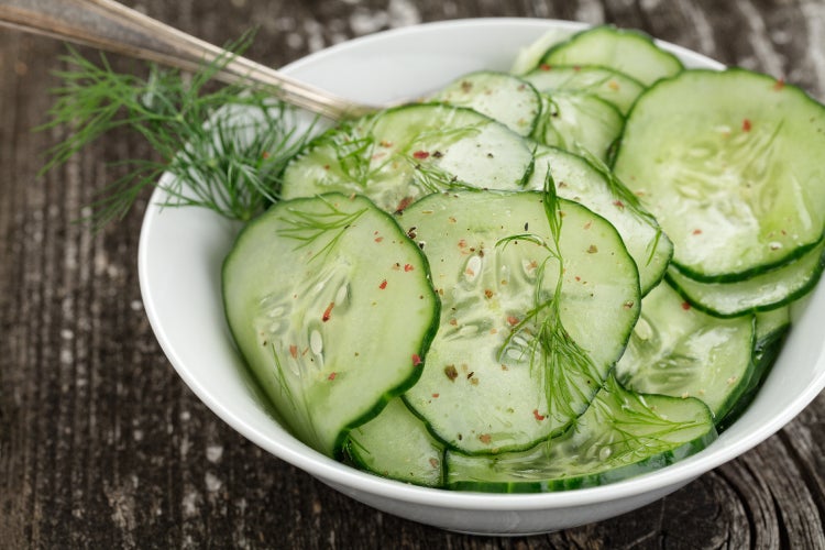 SAFLAX Geschenk Set - BIO - Gurke - Marketmore - Cucumis sativus - 20 Samen - Mit Geschenkbox, Versandaufkleber, Geschenkkarte und Anzuchtsubstrat
