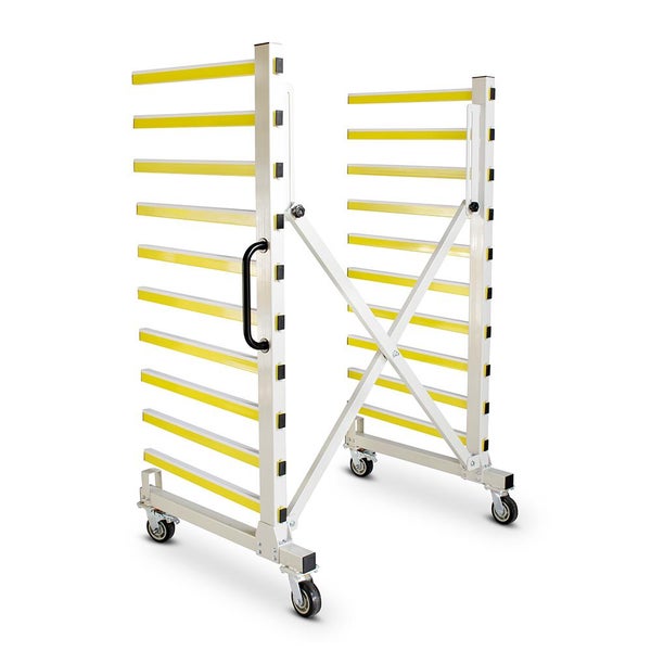 Transportwagen mit Regalen für Platten