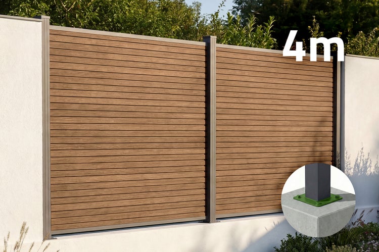 Sichtschutzzaun aus Holz mit Metallpfosten, 4 Meter Elementlänge, montiert auf einem Sockel mit Pfostenanker im Detail.
