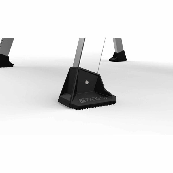 Zarges Logo am Stützfuß einer Leiter