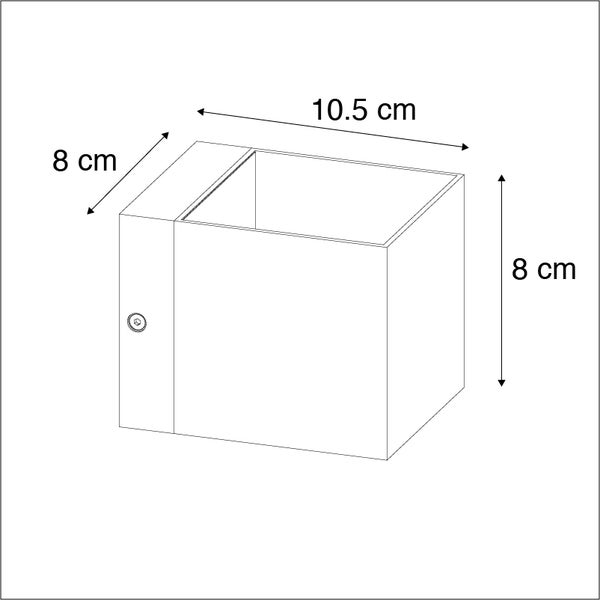 Abbildung einer Wandleuchte mit den Maßen 8 cm Höhe, 8 cm Breite und 10,5 cm Tiefe.